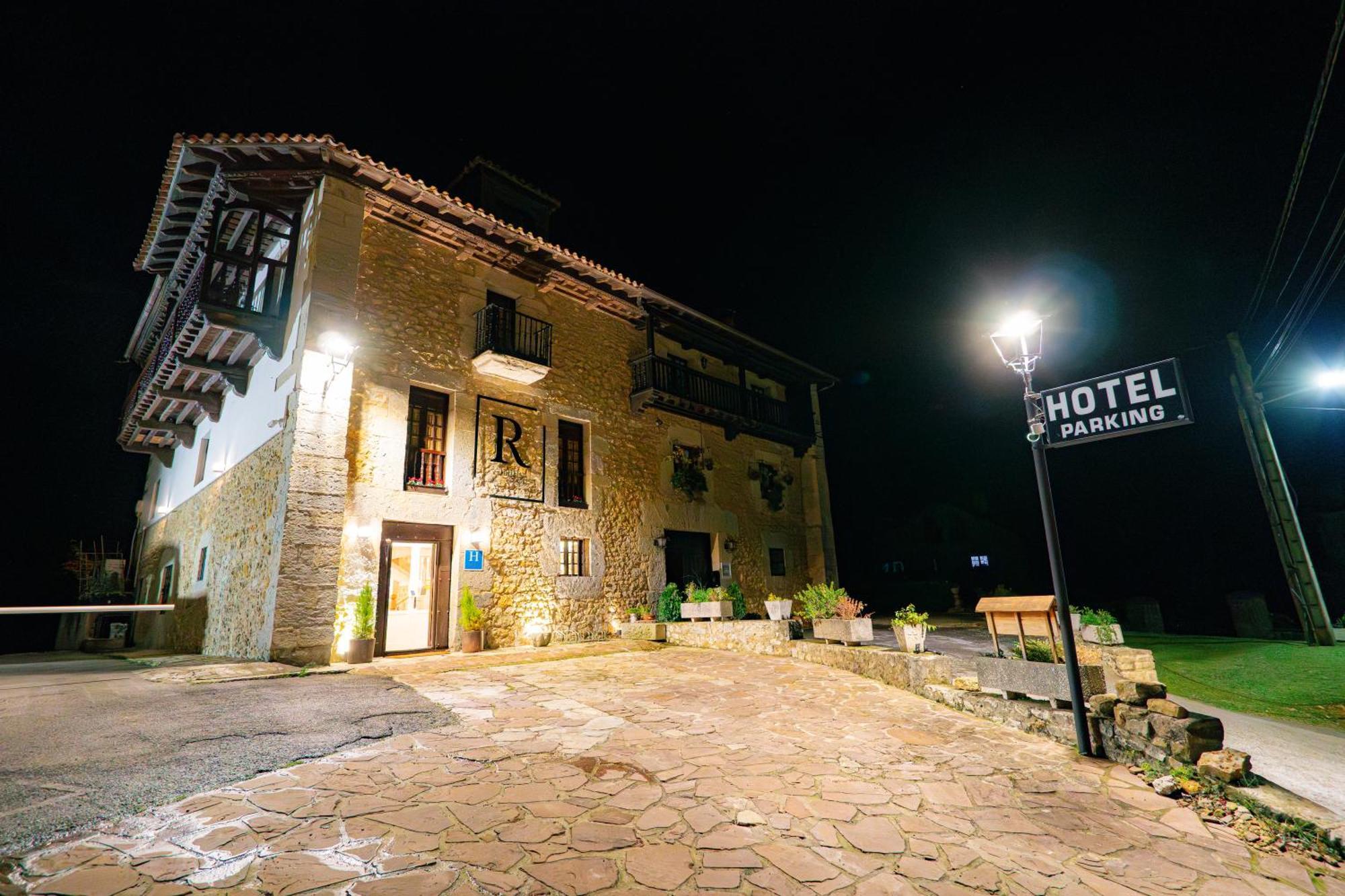 Hotel R Santillana Сантилана дел Мар Екстериор снимка