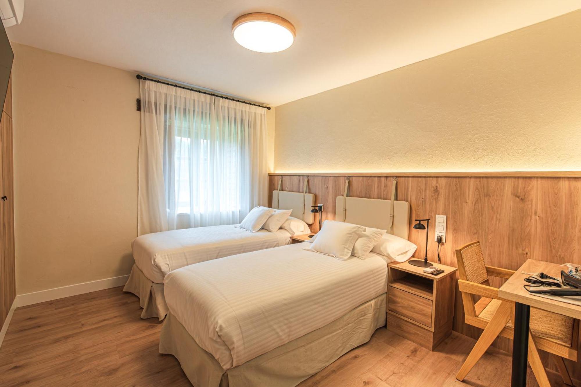 Hotel R Santillana Сантилана дел Мар Екстериор снимка