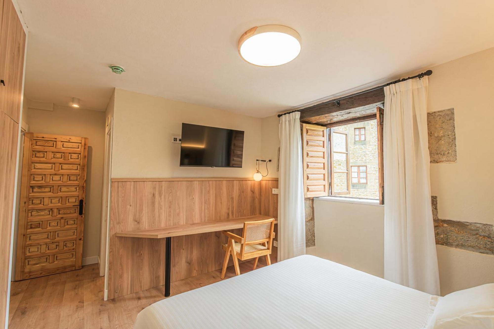 Hotel R Santillana Сантилана дел Мар Екстериор снимка