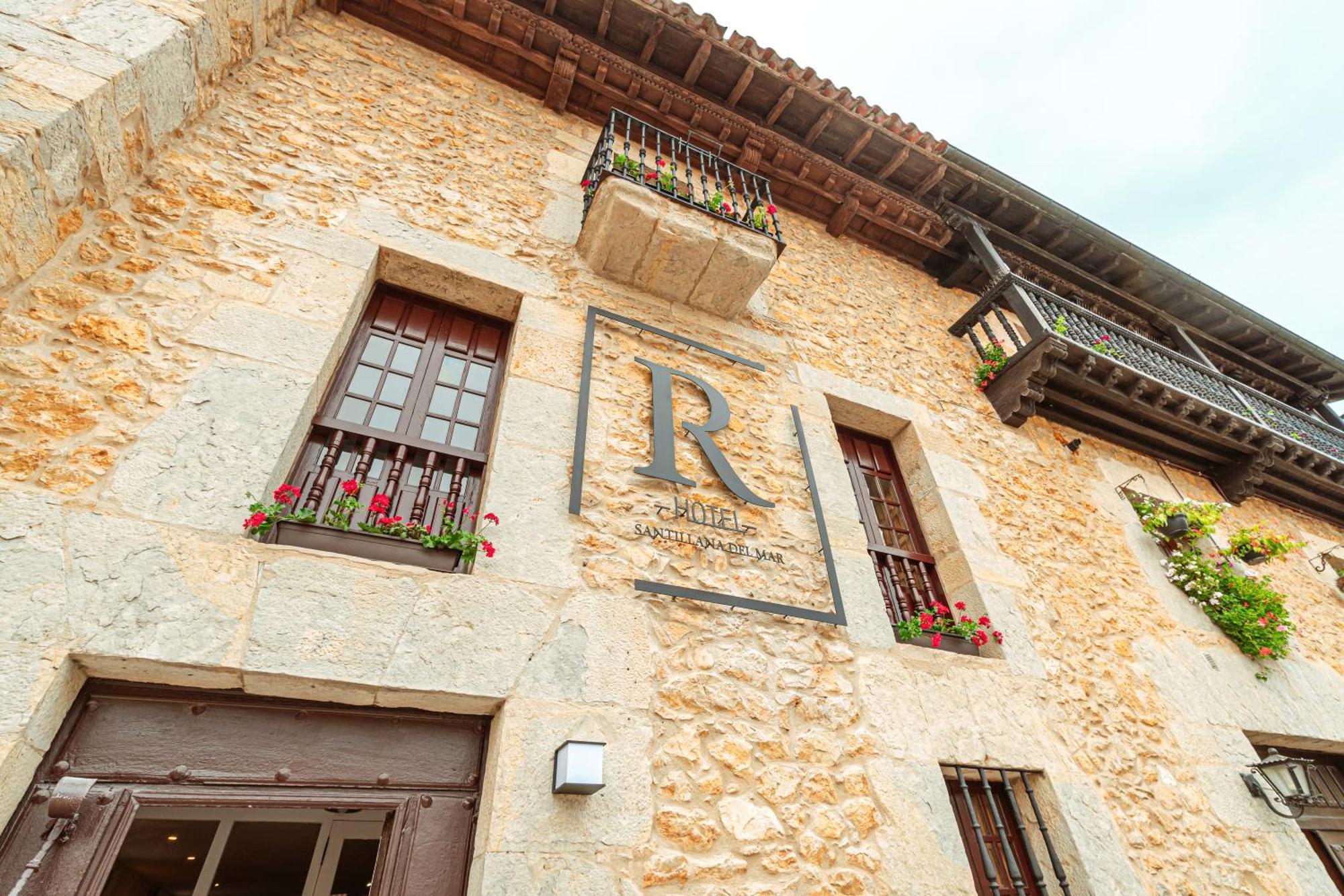 Hotel R Santillana Сантилана дел Мар Екстериор снимка